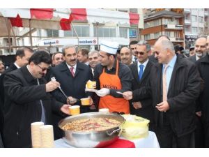 Sivas’ta Birlik Aşuresi'ne Yoğun İlgi