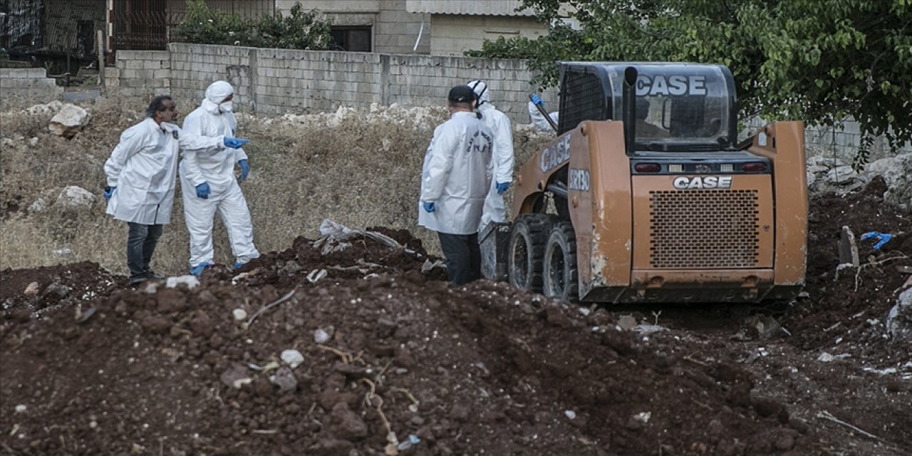 Afrin'de toplu mezardan çıkarılan ceset sayısının 61 olduğu açıklandı