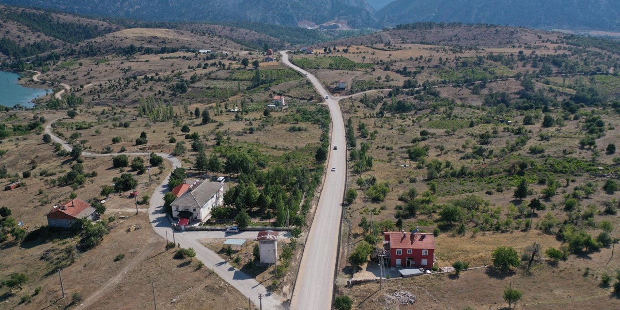 Derebucak-Gencek mahalle yolu tamamlandı