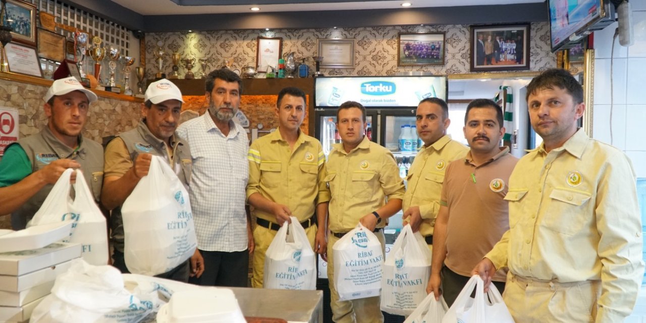 Ribat Eğitim Vakfı  Manavgat için seferber oldu