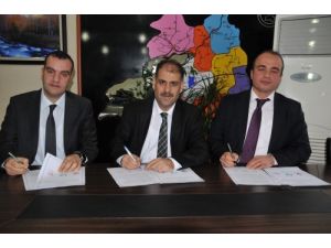 Van'da Sağlık Derslerine Doktorlar Girecek