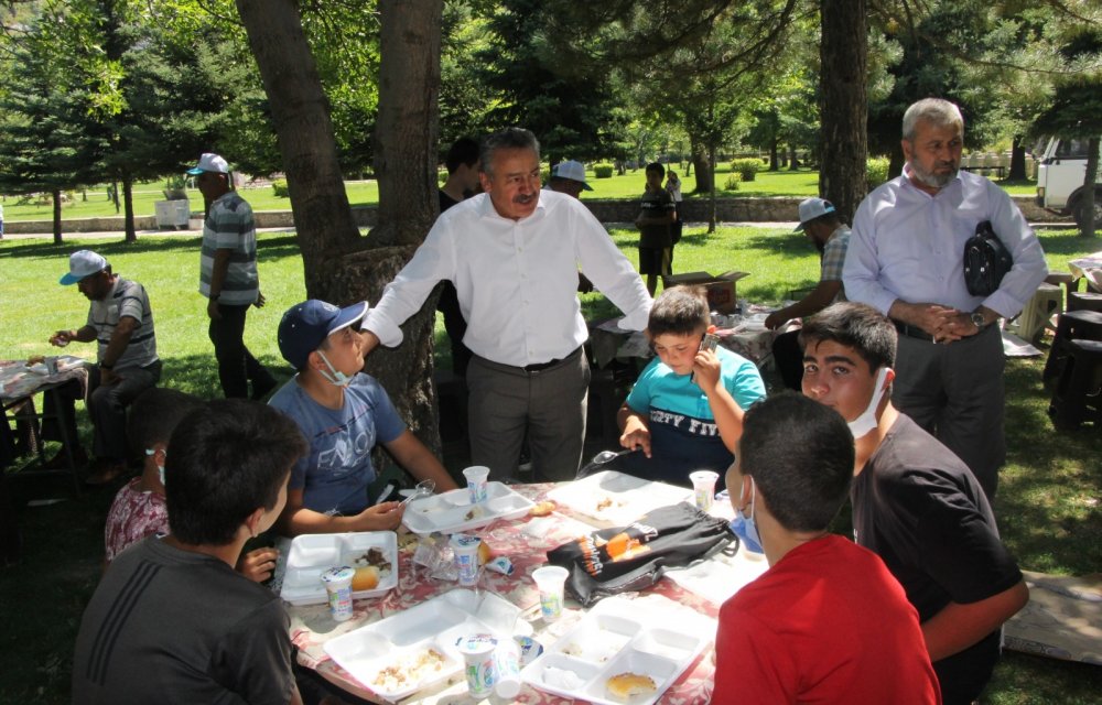 Seydişehir'de yaz Kur’an kursu öğrencileri piknikte buluştu