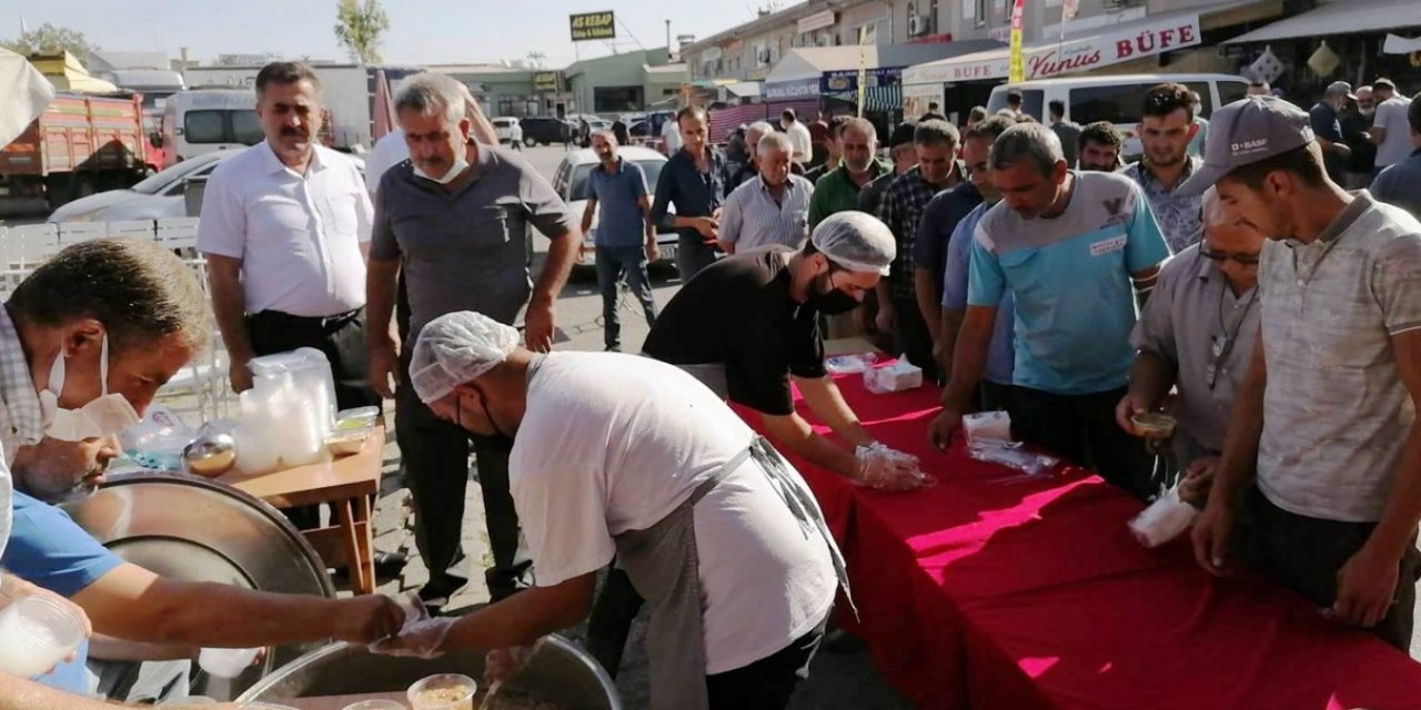 Şoförler Odası'ndan üyelerine aşure ikramı