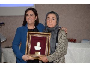 ‘uyan Ali’ Şarkılı Sinevizyon Gösterimi Korkmaz’ın Annesini Ağlattı