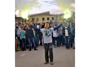 Bursaspor Taraftarlarından Yönetime Tepki