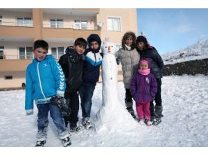 Doğuda Kar, Çocukları Sevindirdi