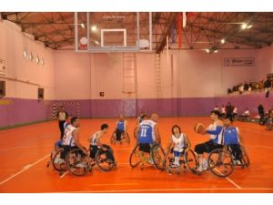 Gaziantep Ekibi Muş Ekibini 63-66 Mağlup Etti