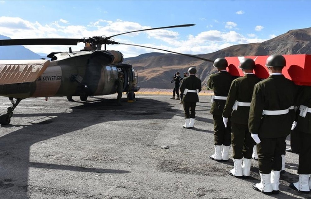 Hakkari'de şehit asker için tören düzenlendi