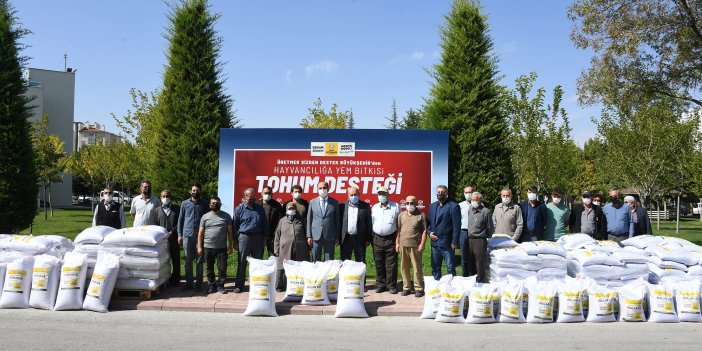 Büyükşehir'den bin 580 çiftçiye  tohum desteği