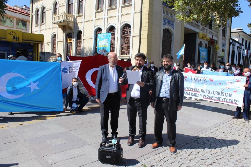 'Çin zulmüne  karşı bir olalım'