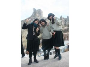 300 Öğrenci Ve 16 Öğretmen Japon Öğrenci Grubu Kapadokya’yı Gezdi