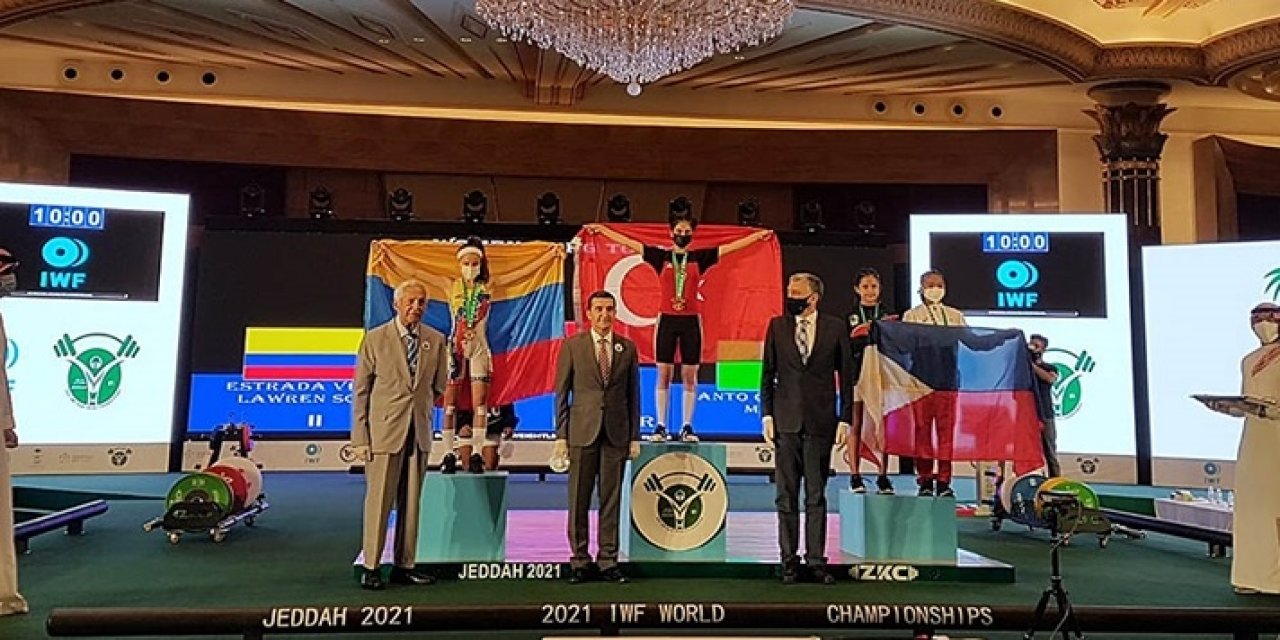 Konya TOHM Sporcusu Ezgi Kılıç Dünya şampiyonu oldu