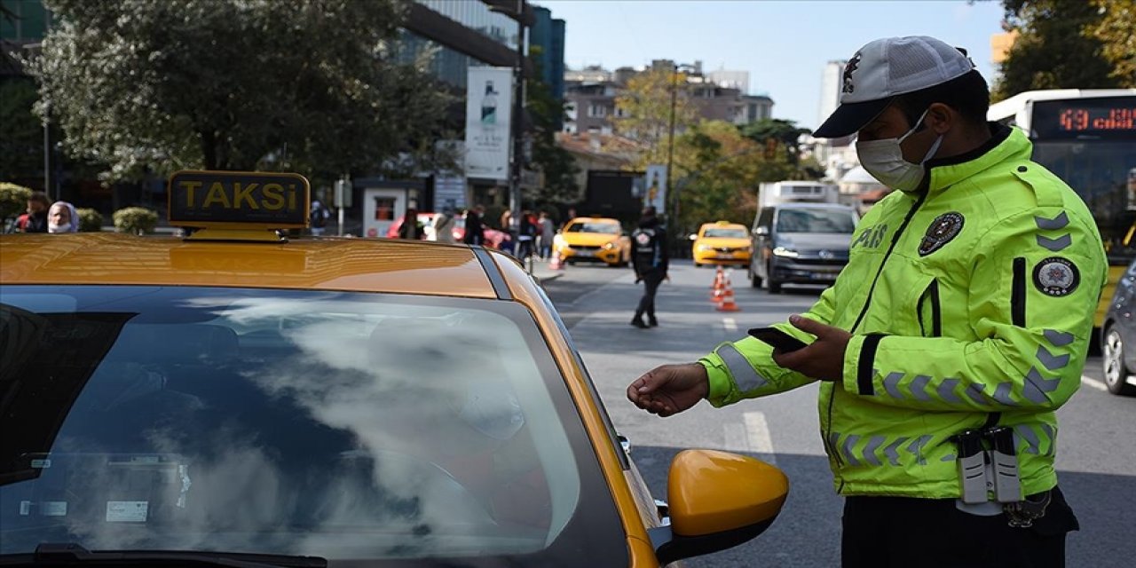 İçişleri Bakanlığının Türkiye genelindeki denetimlerinde 742 taksi hakkında cezai işlem uygulandı