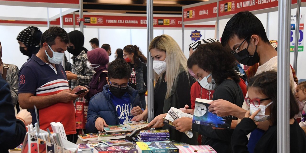 Kitap Günleri'ne yoğun katılım