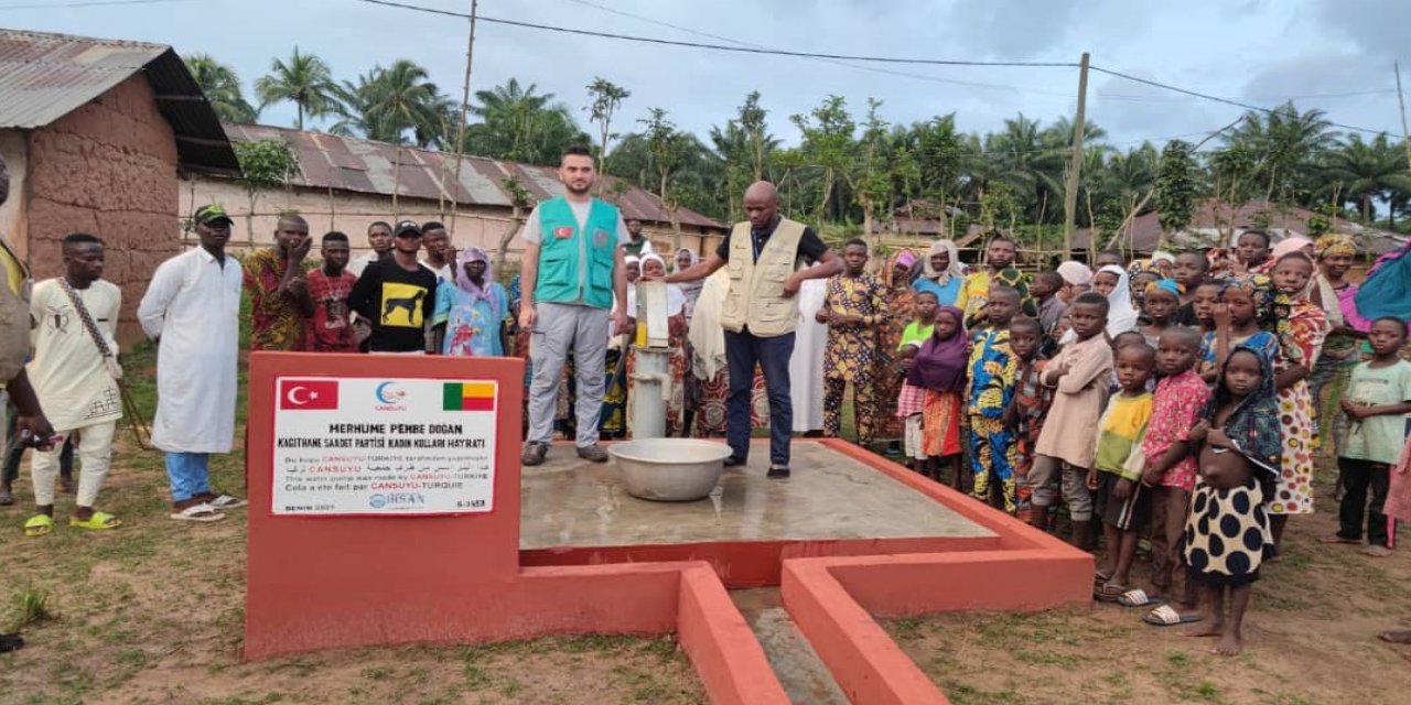 Cansuyu Derneği Benin’de yardım organizasyonu düzenledi