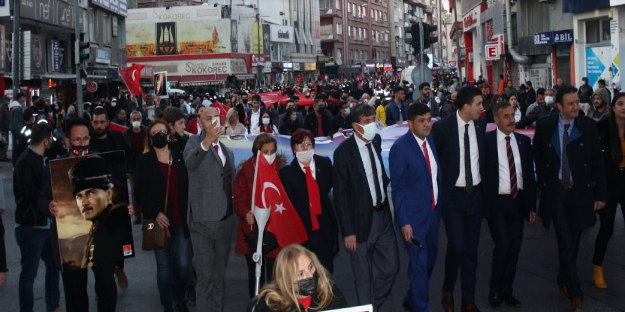 CHP’nin Cumhuriyet Yürüyüşüne ilgi yoğundu