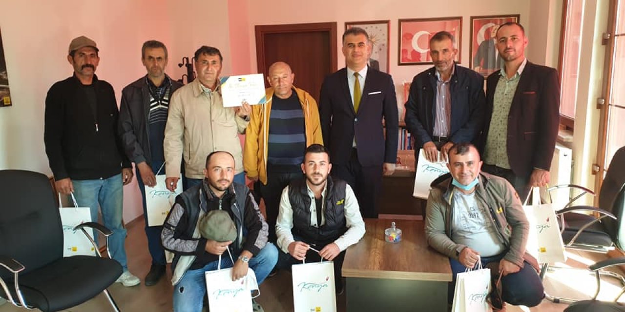 Başkan Altay'dan ilçelerdeki belediye personellerine teşekkür belgesi