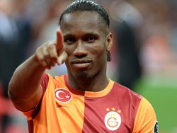 Aysal'dan Drogba'ya: Gel bize hoca ol