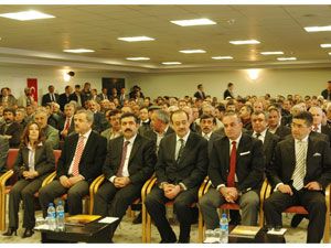 Önder çiftçiler iş başında