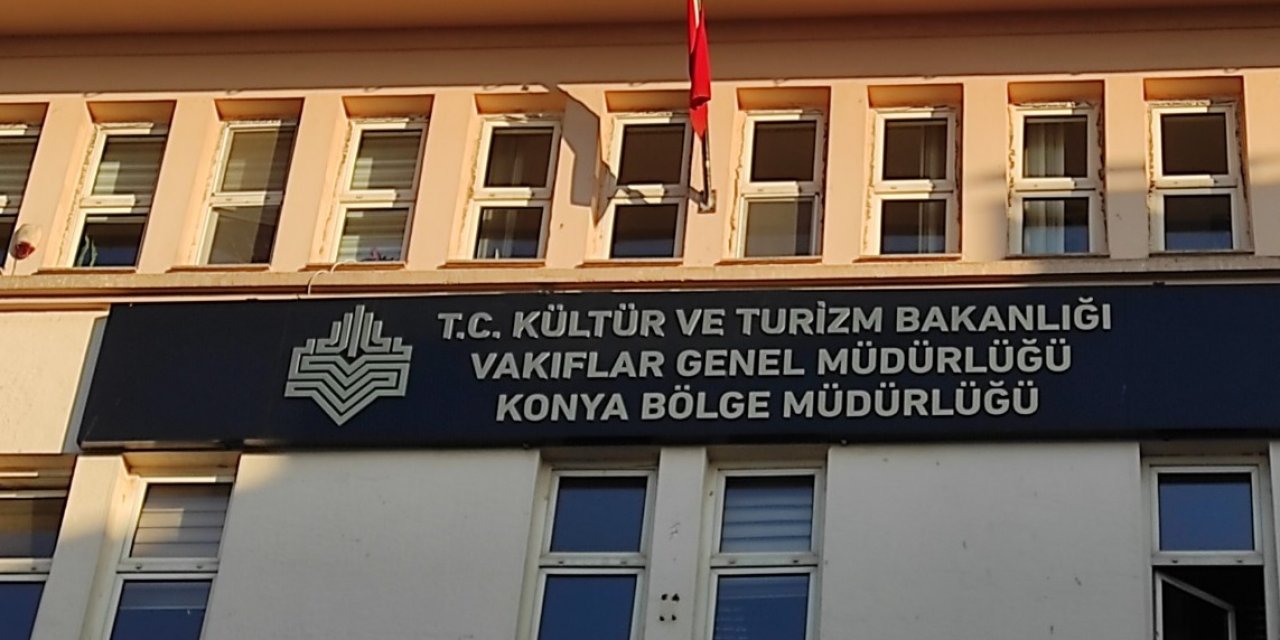 Vakıflar Bölge'nin tabelası değiştirildi