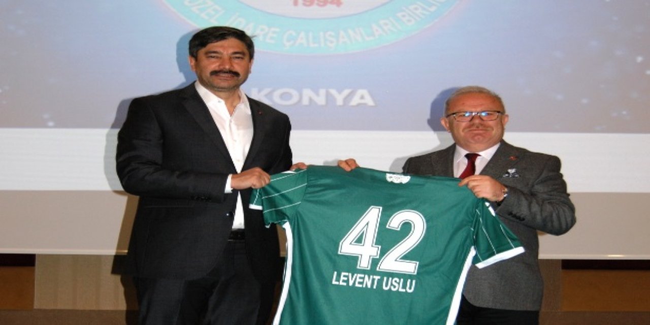 BEM BİR SEN Genel Başkanı Uslu’ya Konyaspor forması hediye edildi