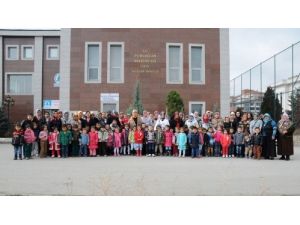 Nezaketli Okulu Öğrencileri Sirkte Eğlendi