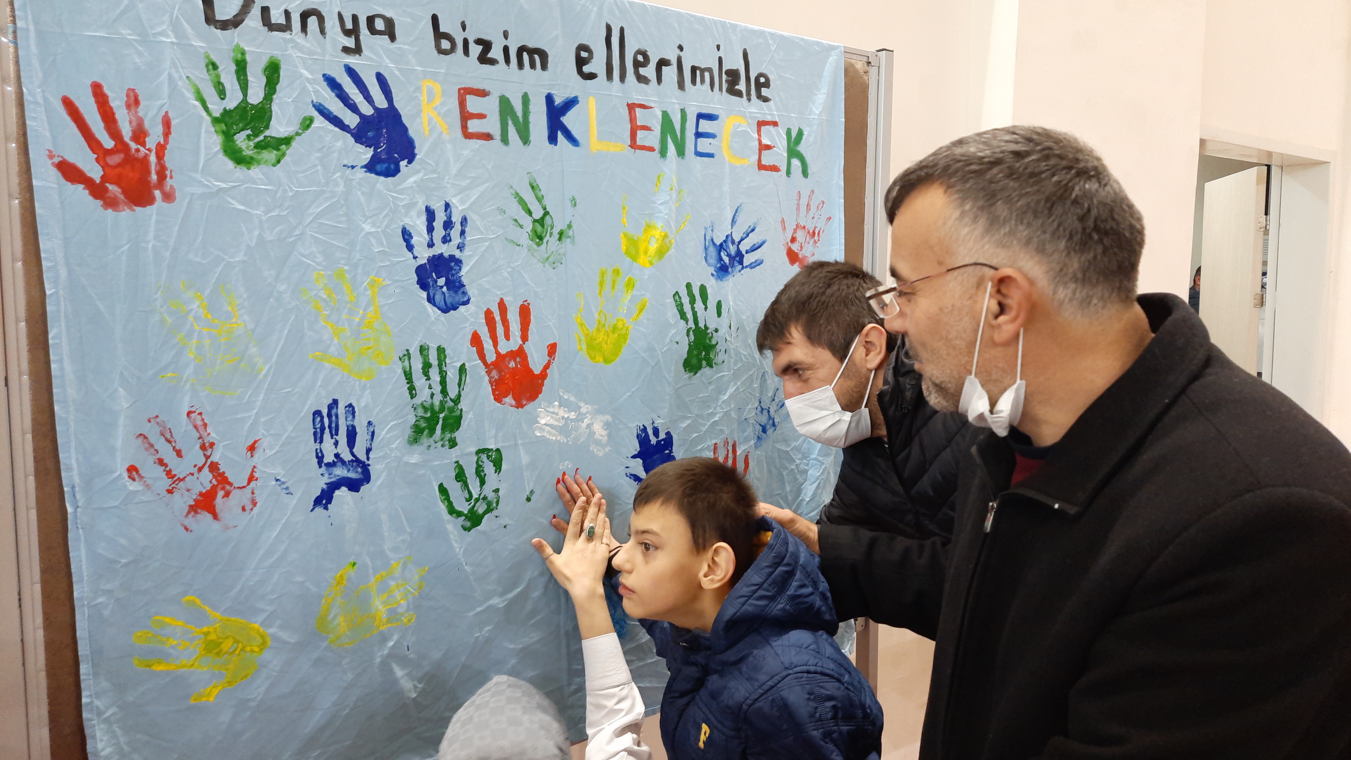 Bozkır'da 3 Aralık Dünya Engelliler Günü dolayısıyla program düzenlendi.
