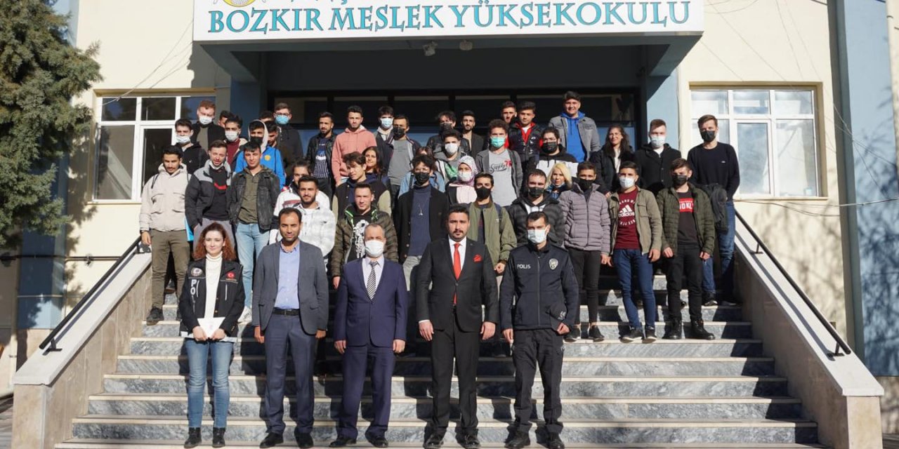 Bozkır'da Bağımlılıkla Mücadele İlçe Koordinasyon Kurulu toplantısı düzenlendi