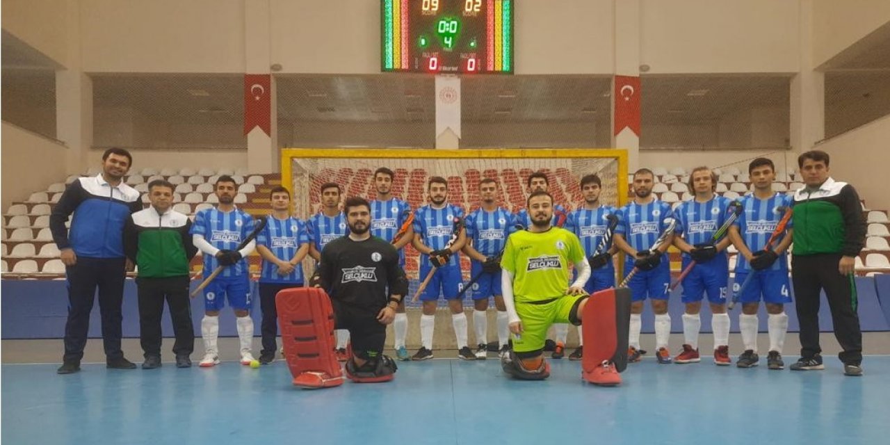 Hokey Süper Ligi’nde Selçuklu  Belediyespor fırtınası esti