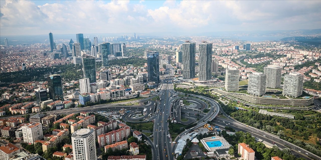 İstanbul'da boş ofislerin dönüştürülmesiyle 200 bin konut arzı sağlanabilir