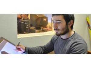 Aü İletişim Fakültesi Öğrencisi İkinci Oldu