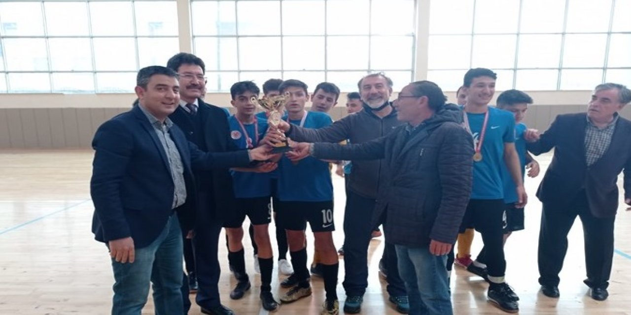 Futsalda şampiyon İsmail Kaya AİHL oldu