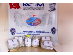 Otobüste 15 Kilo Esrar Ele Geçirildi