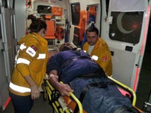 Sapanca'da Trafik Kazası: 1 Yaralı