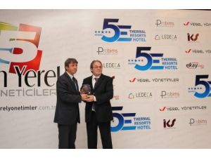 Başkan Özmen’e Sosyal Belediyecilik Ödülü