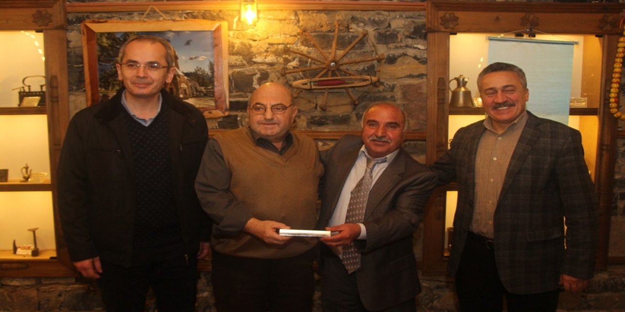 Seydişehir Kaymakamı Pişkin ile Belediye Başkan Tutal, gazetecilerle bir araya geldi