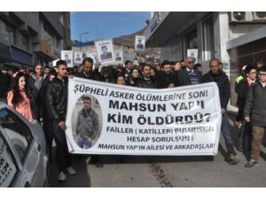 Tunceli'den Kışladaki Şüpheli Ölümlere Kitlesel Tepki