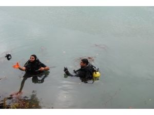 Dalgıç Polisler, Kayıp Genci Bir Aydır Manavgat Irmağı'nda Aradı