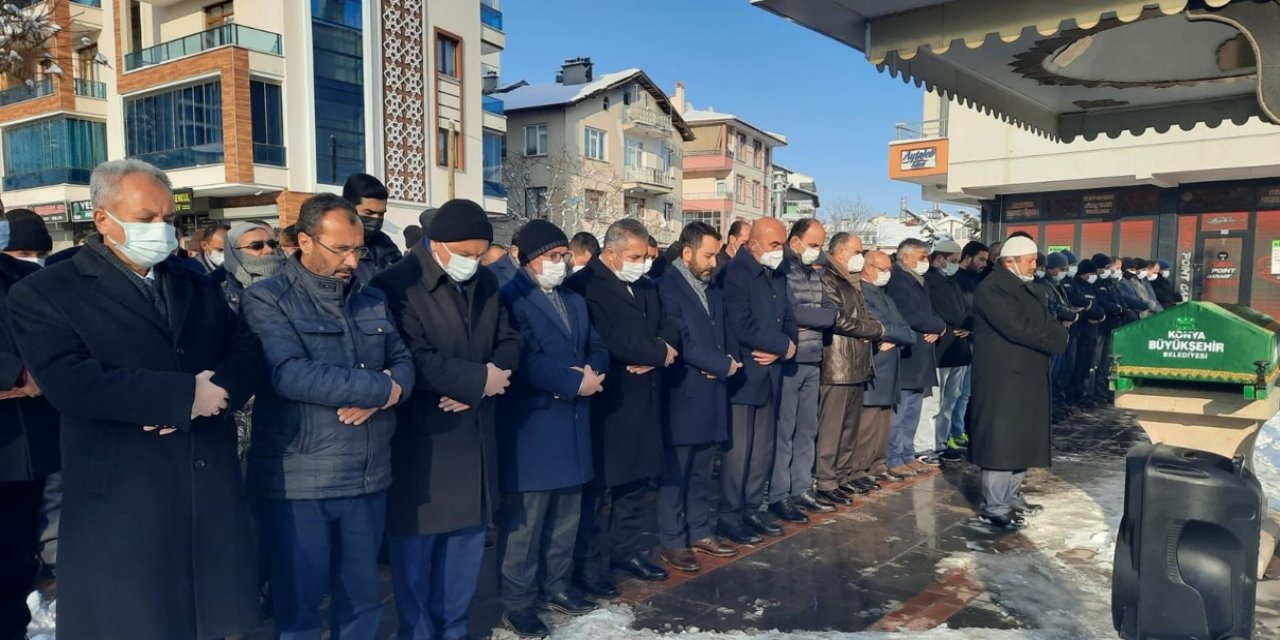 Mehmet Demir dualarla toprağa verildi