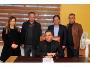 Aile Hekimleri Bir Gün Hasta Bakmama Eylemi Yaptı