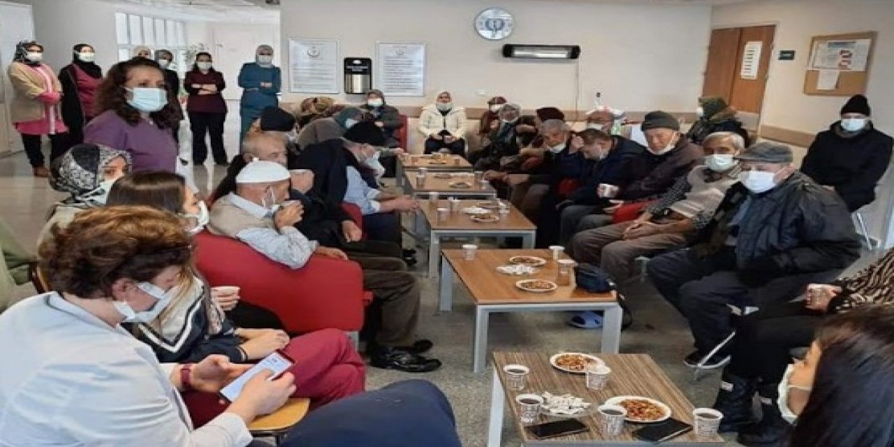 Seydişehir Devlet Hastanesi Başhekimi Cingöz, diyaliz hastalarının taleplerini dinledi