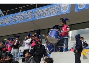 Bando Takımıyla Tribündeki Şiddet Ve Kötü Sözün Önüne Geçecekler