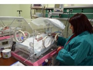 6 Aylık Ve 600 Gram Dünyaya Gelen Lina Bebek, Kalp Ameliyatı Oldu