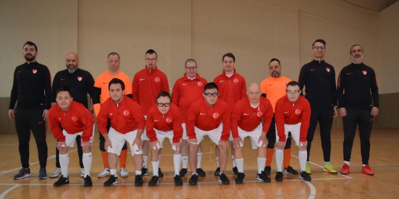 Down Sendromlular Futsal Milli Takımı, Konya’da kampa girdi
