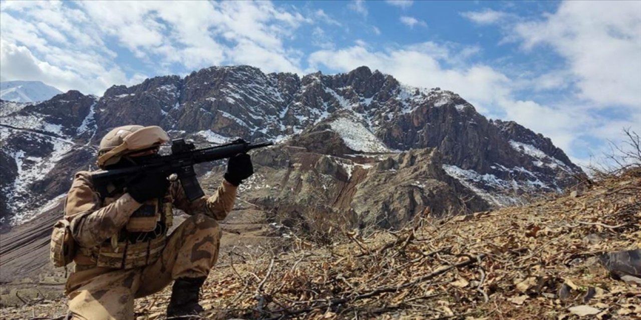 Hakkari'de Eren Kış-30 Şehit Jandarma Çavuş Mehmet Sancar operasyonu başlatıldı