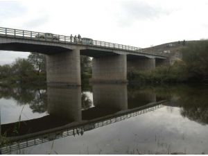 Kirlilik Yüzünden Gediz Havzası Ölüyor