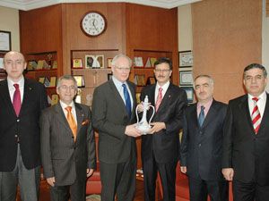 ABD Büyükelçisi Jeffrey MÜSİAD’ı ziyaret etti