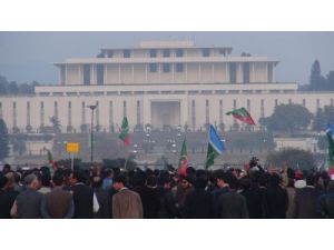 Pakistan’da Liderlerden Nato Ve İha Protestosu