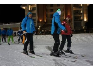 Erzurum Palandöken'de Kayak Sezonu Başladı
