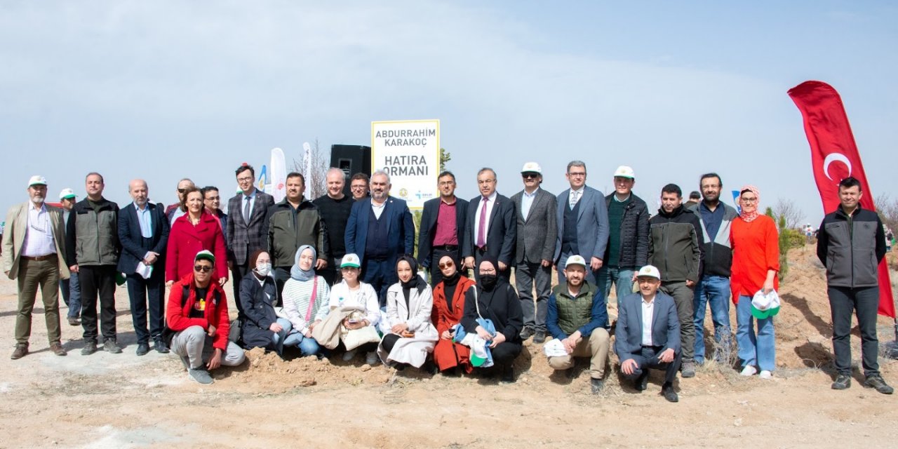 Selçuk'ta bin 500 fidan toprakla buluşturuldu